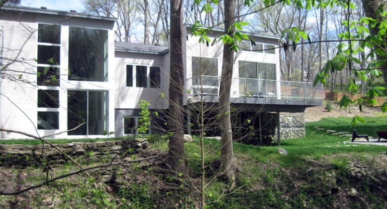 Another Indian Hill Residence